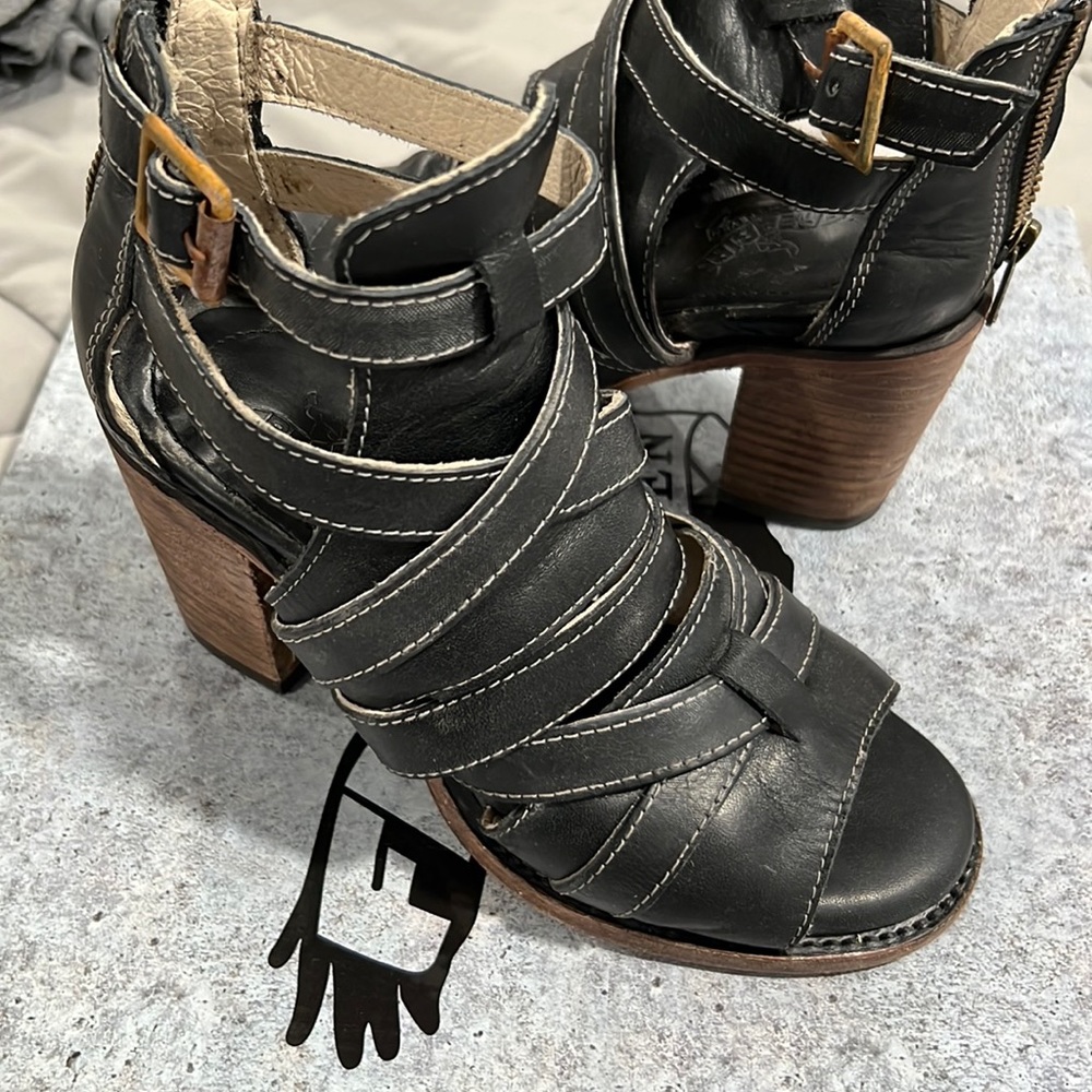 Freebird Sandals